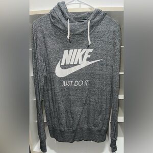 Womens Large Nike Pullover/Hoodie Light Weight